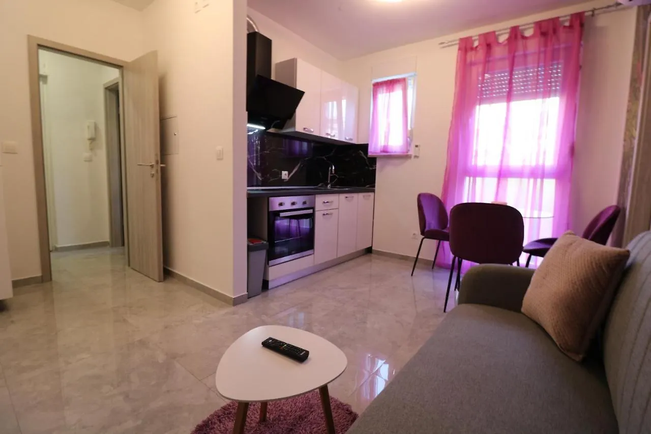 Klaudia Apartman Póla 0*,  Horvátország