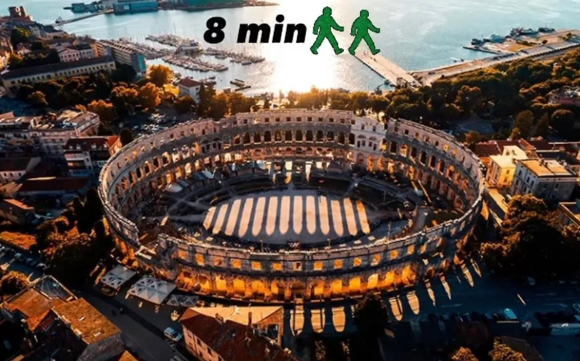 Klaudia Apartman Póla